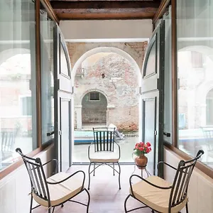 Riva Palace By Wonderful Italy Apartamento
