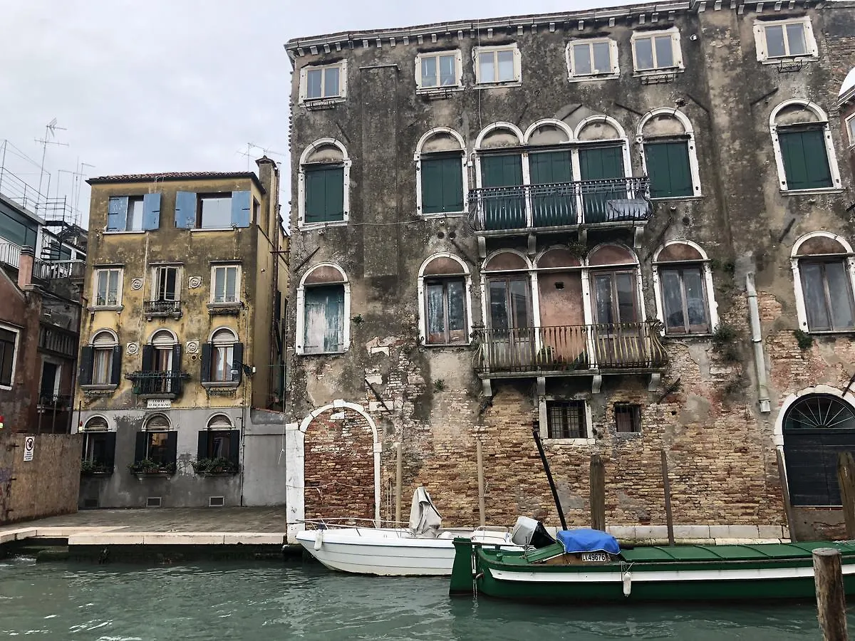 Ca' Vittoria Apartment Venice
